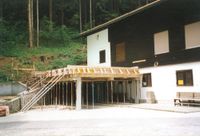 Sch&uuml;tzenhausanbau im Jahr 2000